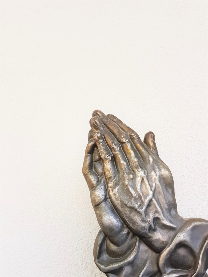 Praying Hands by Deb Dowd (@fin777) on Unsplash